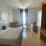 Garibaldi Citta' Appartement Trapani